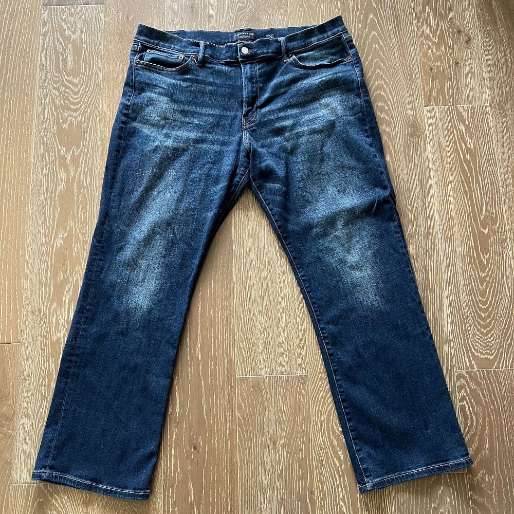 Lucky Brand 367 Vintage Bootcut Jeans — Mid-Dark Wash, Men's 40x30 Like New